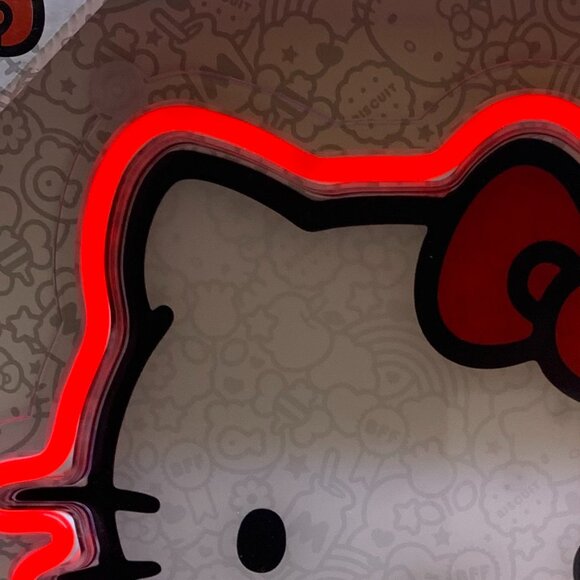 Hello Kitty LED Wall Art - Picture 6 of 8